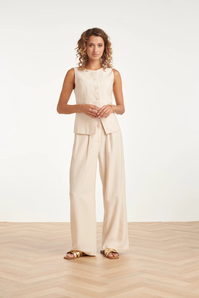 WIDE LEG TROUSERS WITH SEAMS DETAIL | SAND