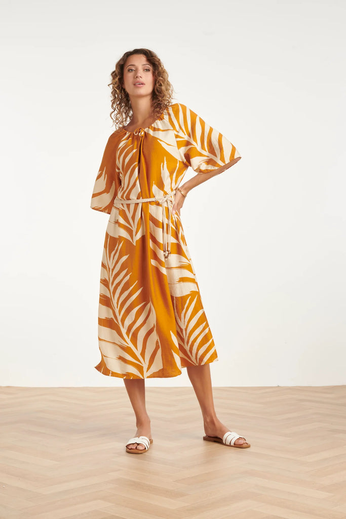 TUNIC DRESS WITH TROPICAL LEAF PRINT IN OCHRE YELLOW | MUSTARD - OFF WHITE