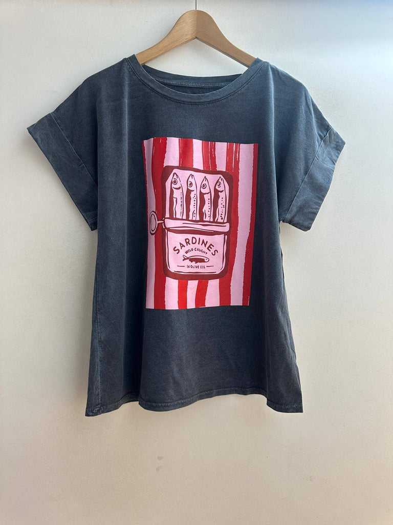 Sardines Printed faded T-shirt: Bordeaux / One size