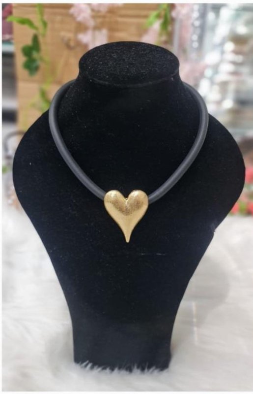 Chunky Gold Heart Necklace - AML Boutique NI